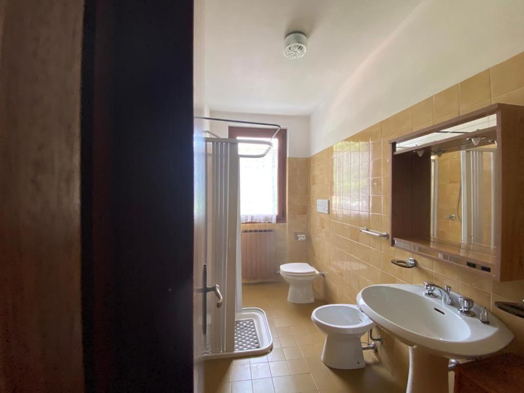 Monno Albergo Quai מראה חיצוני תמונה